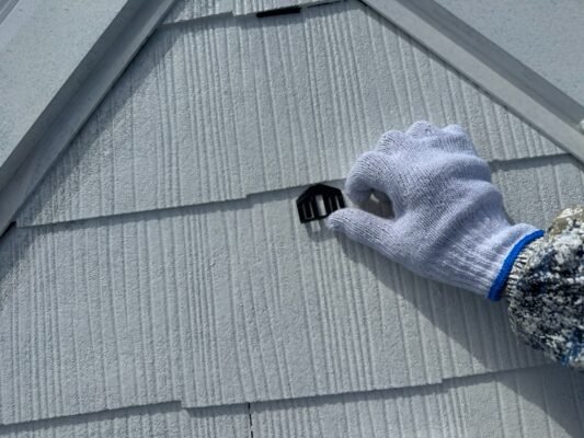 和歌山市密着の外壁塗装・屋根塗装専門店エースペイントの屋根の塗装　タスペーサー設置