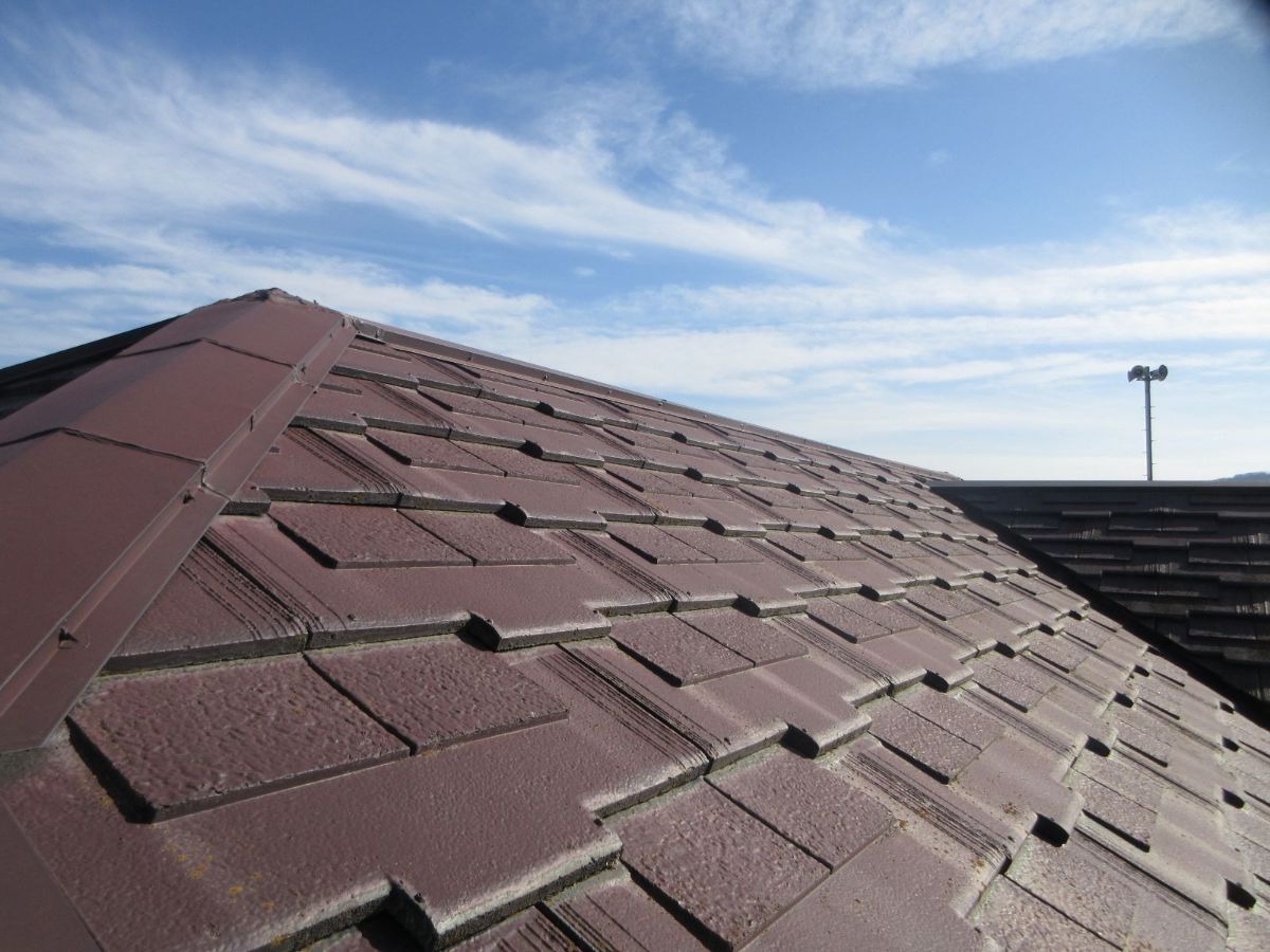 【岩出市】　Y様邸<br>『ダークグレーの屋根が落ち着いた印象の素敵な仕上がりに…✧₊°』インテグラルコート塗布3