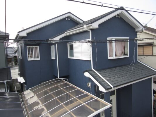 【和歌山市】　T様邸<br>『インディゴブルーの外壁にグレーの屋根が重厚感溢れる素敵な仕上がりに…✧₊°』