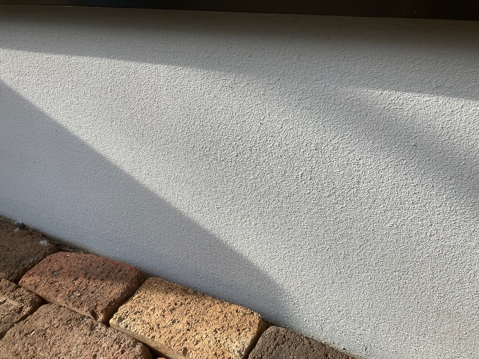 【和歌山市】　T様邸<br>『コルクベージュの外壁にチャコールグレージュのアクセントで温かみのある印象の素敵な仕上がりに…✧₊°』インテグラルコート塗布20