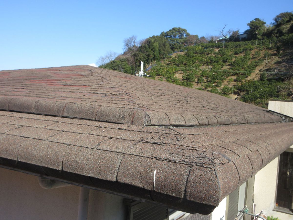 【有田市】　Ｅ様邸<br>『屋根カバー工法で耐久性バッチリ！落ち着いた印象の屋根が素敵な仕上がりに…✧₊°』9