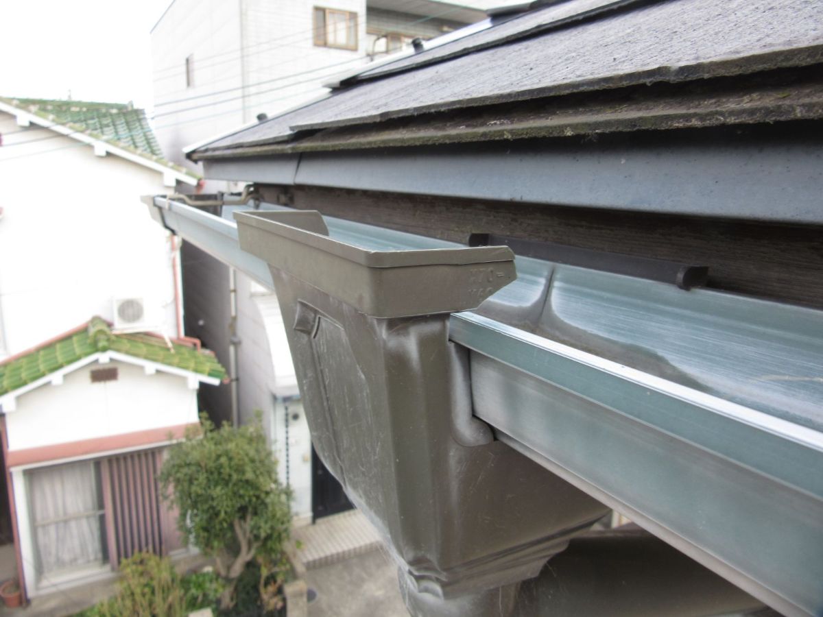 【和歌山市】　S様邸<br>『エクルグレージュの外壁にダークグレージュの屋根が穏やかな印象の素敵な仕上がりに…✧₊°』13