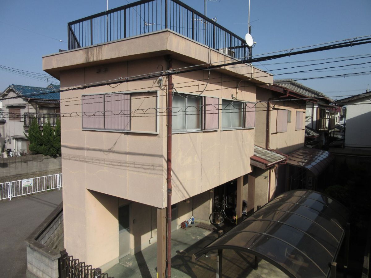 【和歌山市】　U様邸<br>『サンドグレージュの外壁にダークグレージュの屋根が穏やかな印象の素敵な仕上がりに…✧₊°』1