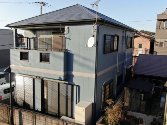 【和歌山市】　T様邸<br>『スモーキーブルーの外壁にダークグレーの屋根が重厚感溢れる素敵な仕上がりに…✧₊°』