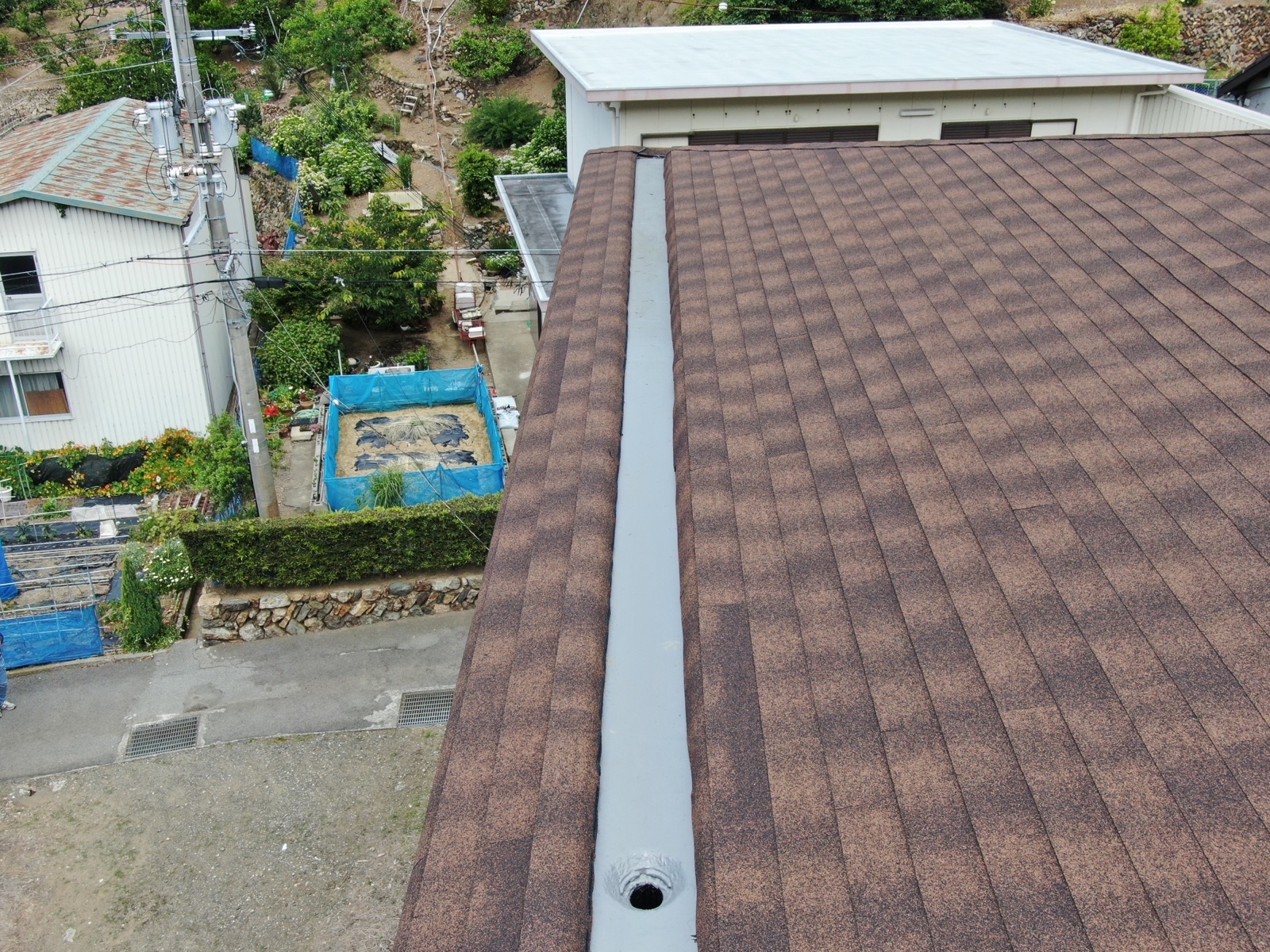 【有田市】　Ｅ様邸<br>『屋根カバー工法で耐久性バッチリ！落ち着いた印象の屋根が素敵な仕上がりに…✧₊°』6