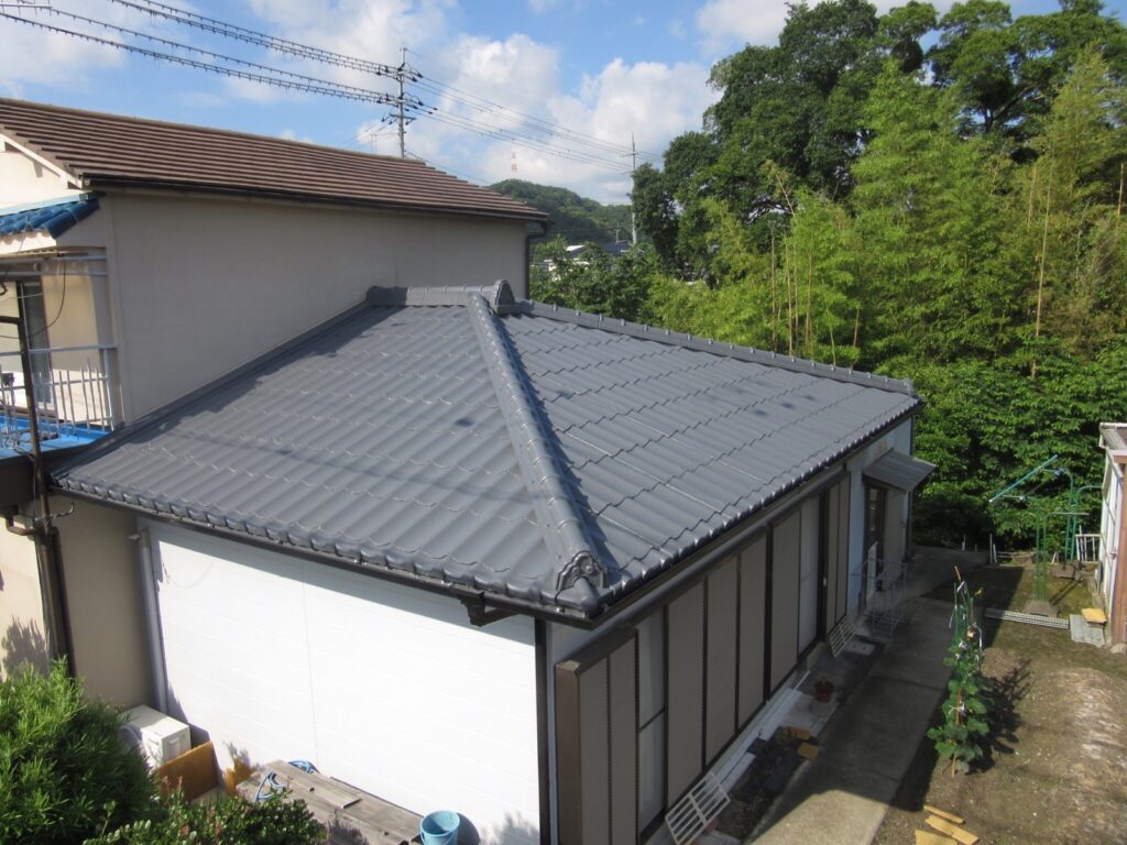 【和歌山市】　F様邸<br>『ダークグレーの屋根が落ち着いた印象の素敵な仕上がりに…✧₊°』2