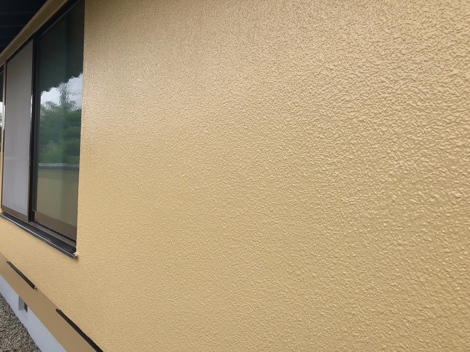 【紀の川市】　I様邸<br>『バフイエローの外壁が穏やかな印象で素敵な仕上がりに…✧₊°』4