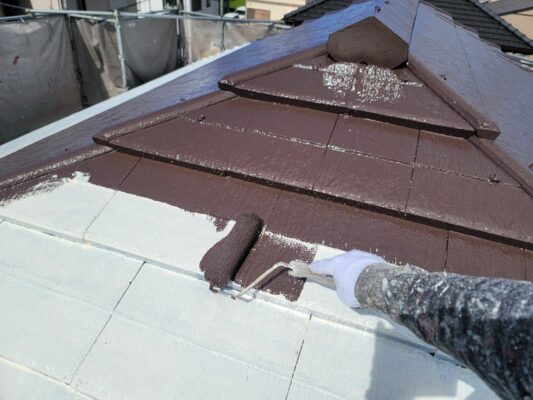 外壁塗装　屋根塗装　上塗り1回目　中塗り