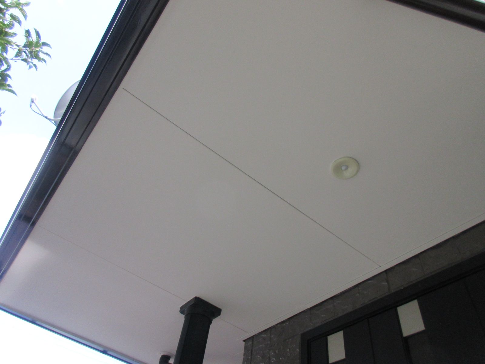 【阪南市】　E様邸<br>『ガンメタルグレージュの壁にチャコールグレージュの屋根で落ち着いた素敵な印象に…°˖✧』10