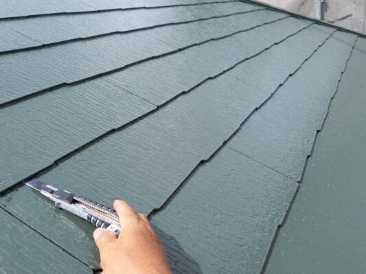 和歌山市密着の外壁塗装・屋根塗装専門店エースペイントの屋根の塗装　縁切り