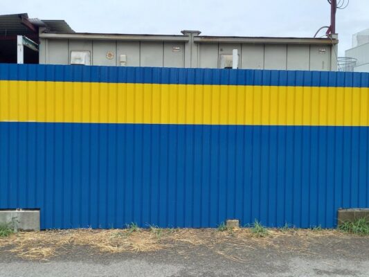 和歌山市密着の外壁塗装・屋根塗装専門店エースペイントの塀の塗装　駐車場塀　施工完了