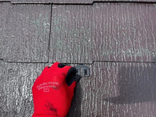 和歌山市密着の外壁塗装　屋根塗装　専門店のエースペイントの屋根塗装　コーキング工事　ひび割れ補修　屋根　タスペーサー設置　タスペーサー　縁切り
