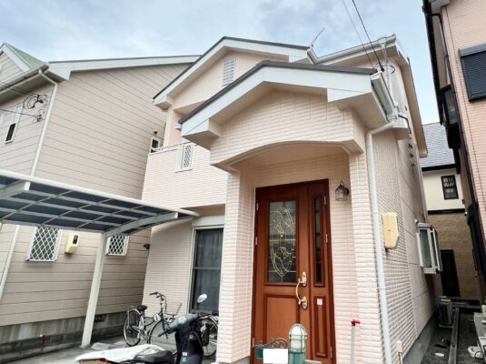 【和歌山市】　F様邸<br>『ネールピンクブラウンの外壁とダークチョコレートの屋根でカジュアルで優しい印象の素敵な仕上がりに…✧₊°』