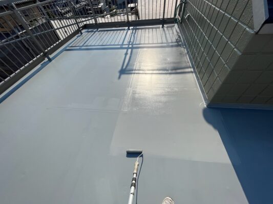 和歌山市地域密着の外壁塗装屋根塗装専門店エースペイント　■【岸和田市】　S様邸　外壁塗装・屋根塗装・付帯部塗装・ベランダ防水・コーキング工事　屋上防水　上塗り２回目