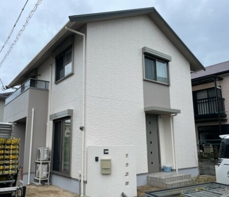 和歌山市地域密着の外壁塗装屋根塗装専門店エースペイント　■【海南市】　Ｈ様邸　外壁塗装・屋根塗装・付帯部塗装・コーキング工事　塗装完了