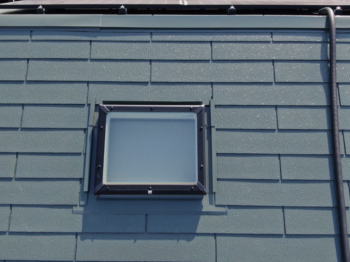 【海南市】　H様邸<br>『レグホーングレージュの外壁にフォーングレージュのアクセントをつけハンターグリーンの屋根でぬくもりのある優しい素敵な仕上がりに…✧₊°』8