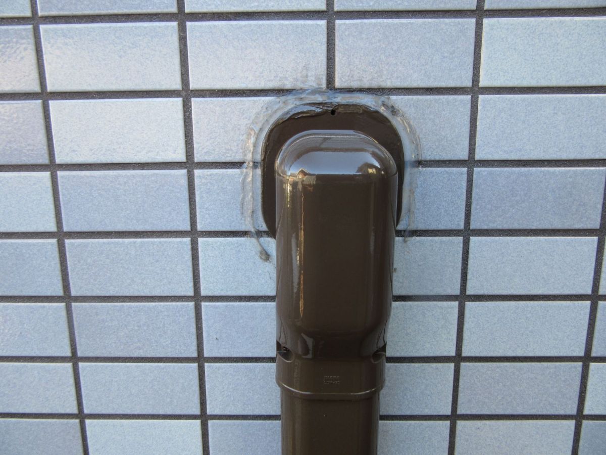 【橋本市】　O様邸<br>『サンドグレージュの外壁にタイル部はクリヤ塗装をしシックで素敵な仕上がりに…✧₊°』20