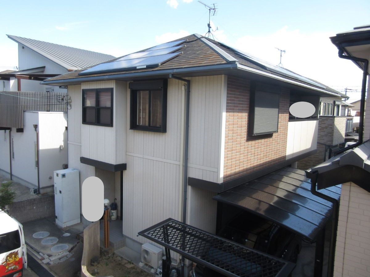 【和歌山市】　U様邸<br>『エクルグレージュの外壁とブラックの屋根でカジュアルながらも上品な雰囲気の仕上がりに…☆彡』3