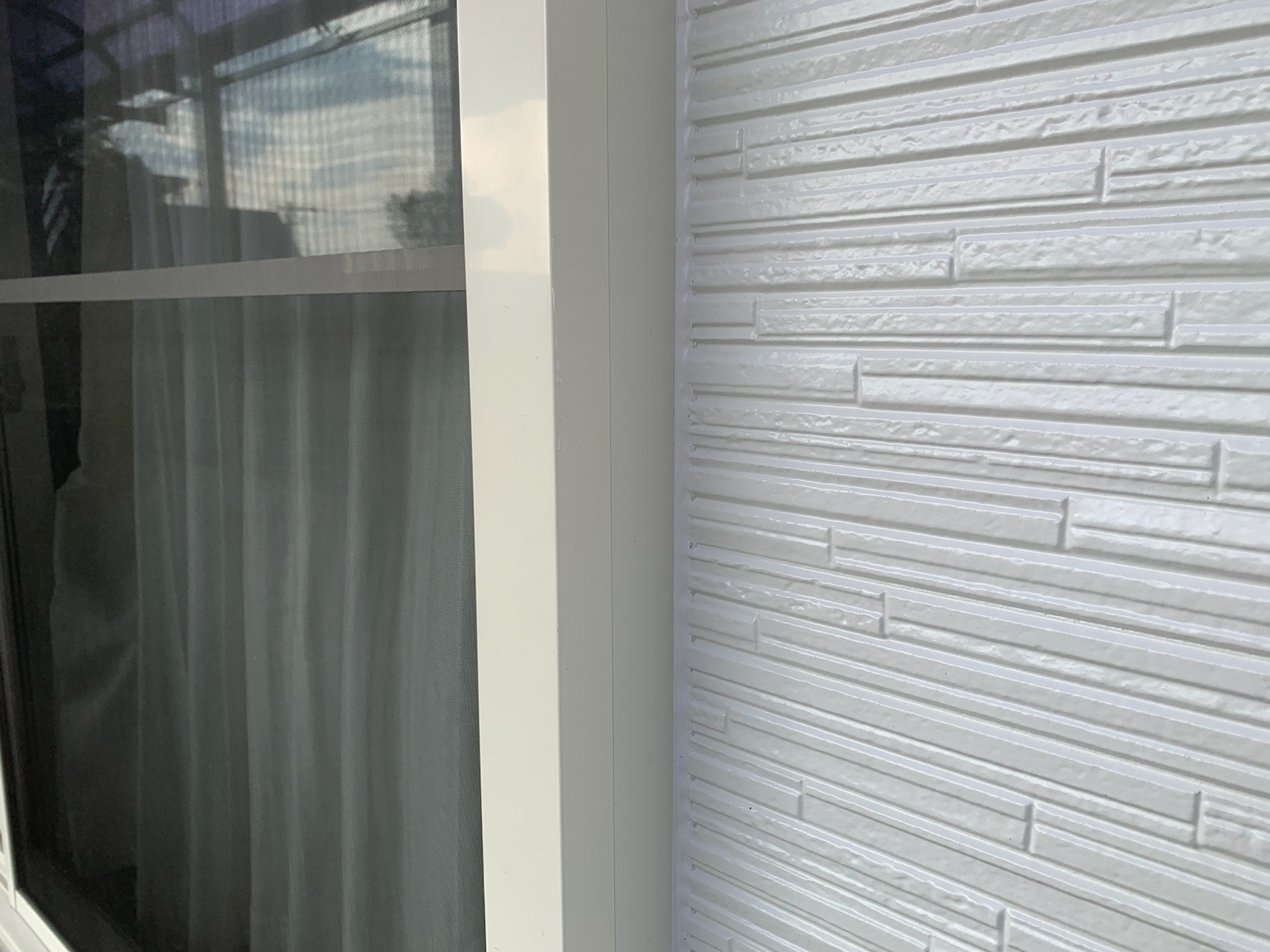 【和歌山市】　T様邸<br>『ダークグレージュの外壁にパールホワイトのアクセントで新築の様な素敵な仕上がりに…✧₊°』10