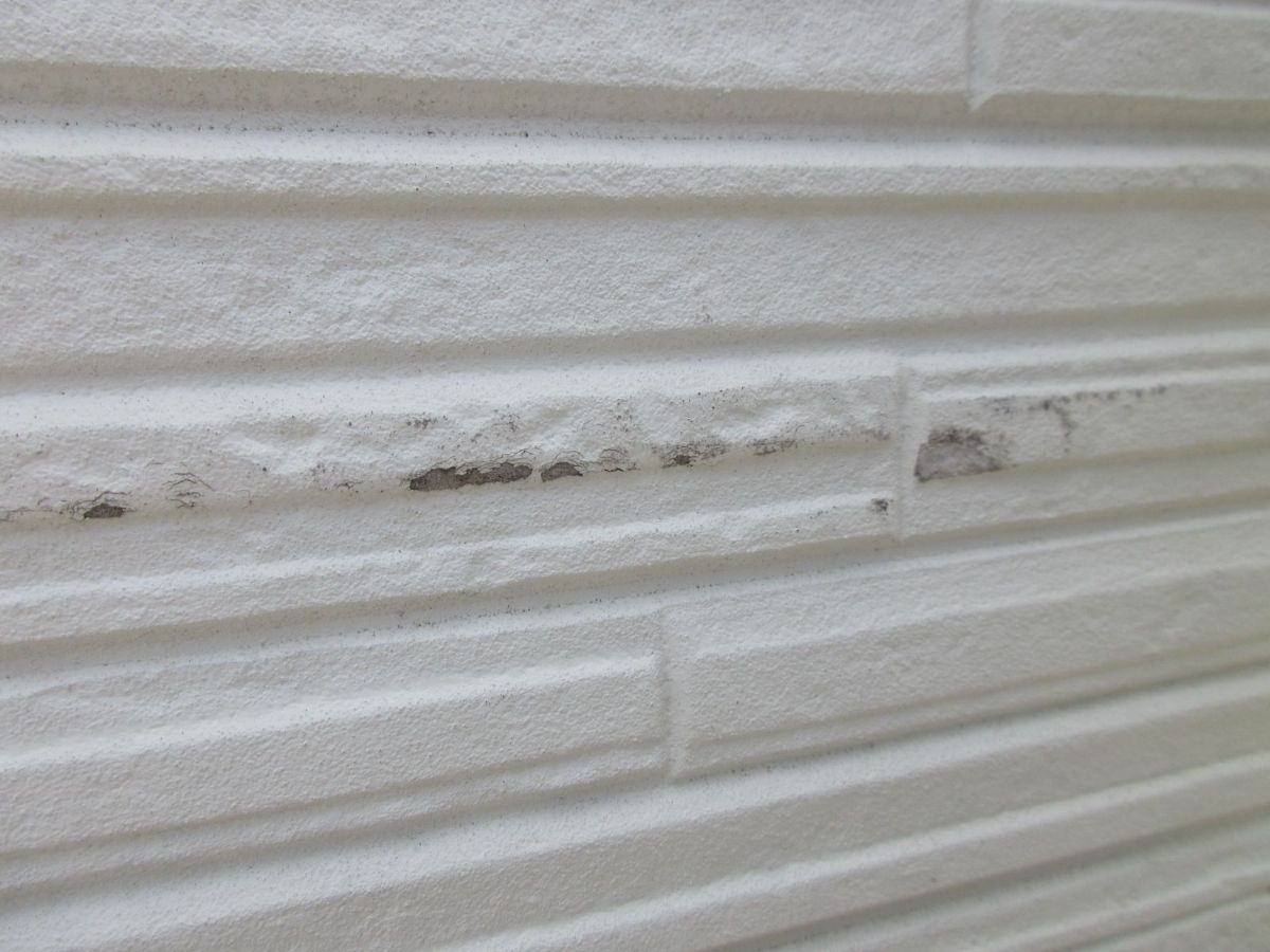 【和歌山市】　T様邸<br>『ダークグレージュの外壁にパールホワイトのアクセントで新築の様な素敵な仕上がりに…✧₊°』5