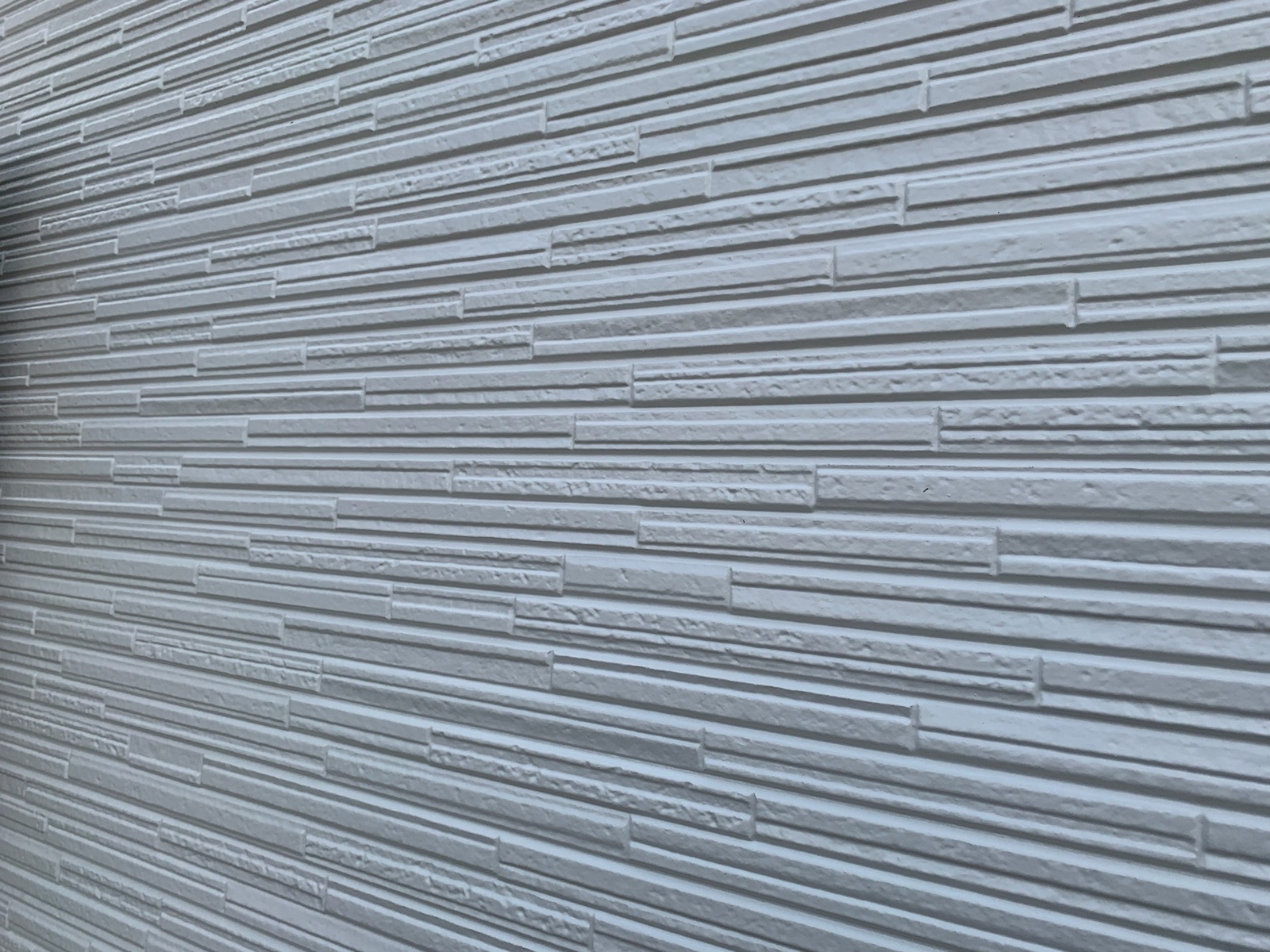 【和歌山市】　T様邸<br>『ダークグレージュの外壁にパールホワイトのアクセントで新築の様な素敵な仕上がりに…✧₊°』6