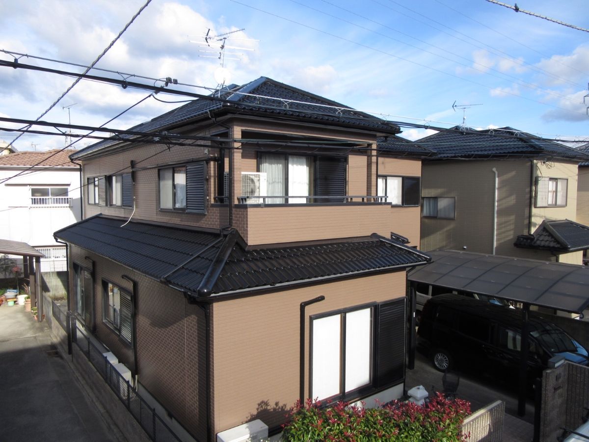 【和歌山市】　T様邸<br>『ブラウンの外壁にブラックの屋根が映える、カジュアルでありながら上品な仕上がりに…”🏡💕』4