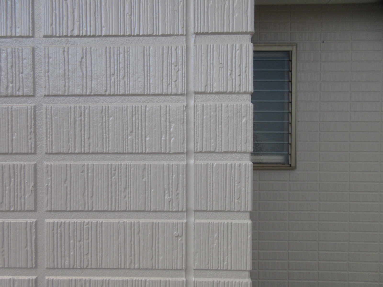 【和歌山市】　H様邸<br>『サンドグレージュの外壁にブラックの屋根がシックで洗練された印象の仕上がりに…✧₊°』6
