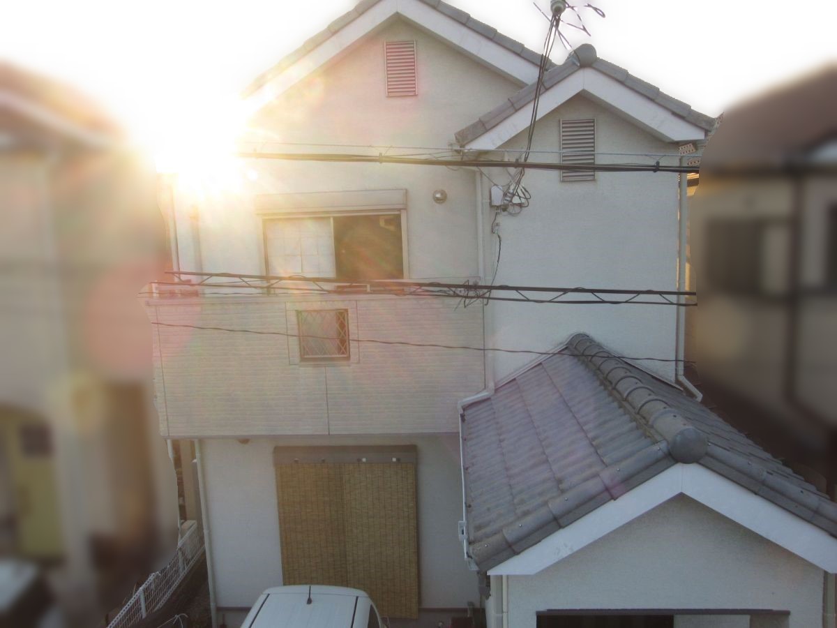 【大阪府】　H様邸<br>『シルバーグレーとダークグレーの2色仕上げですっきりとした仕上がりに、ネイビーブルーの屋根で落ち着いた印象を添えて…✧₊°』1