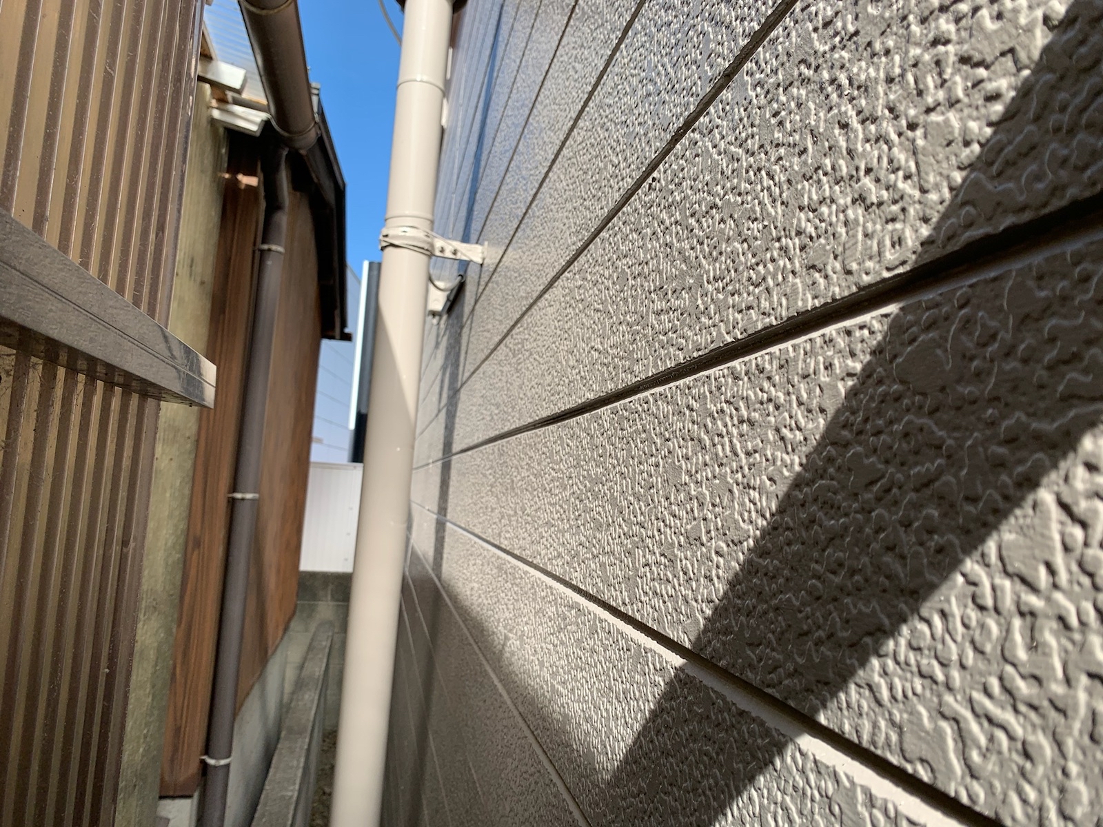 【和歌山市】　K様邸<br>『外壁はダスキッシュグレージュとフォーングレージュの2色仕上げ、屋根はコーヒーブラウンで優しい色合いの仕上がりに…✧₊°』7