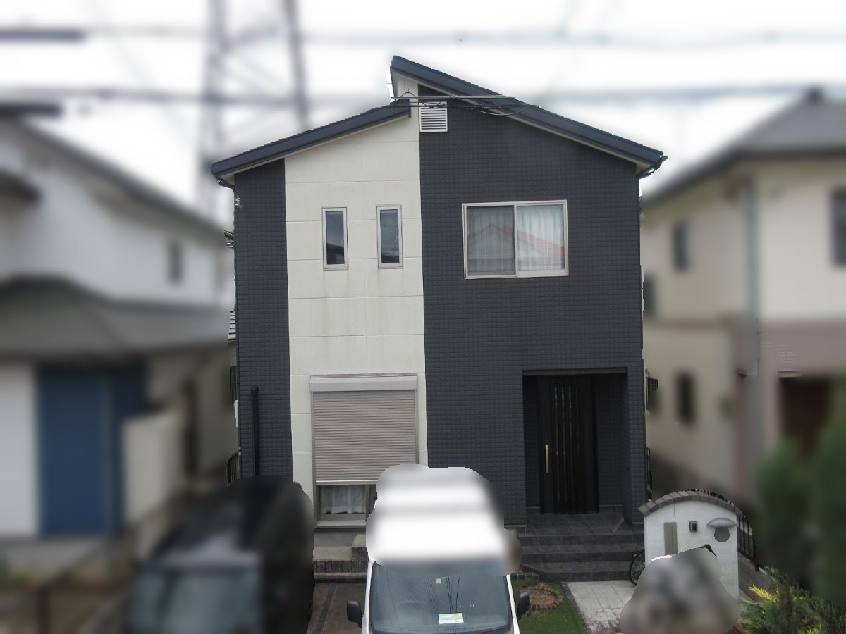 【和歌山市】　T様邸<br>『ディープグレーとディープブラウンの2色仕上げで落ち着いた仕上がりに、ブラックの屋根で洗練された印象を添えて…✧₊°』1