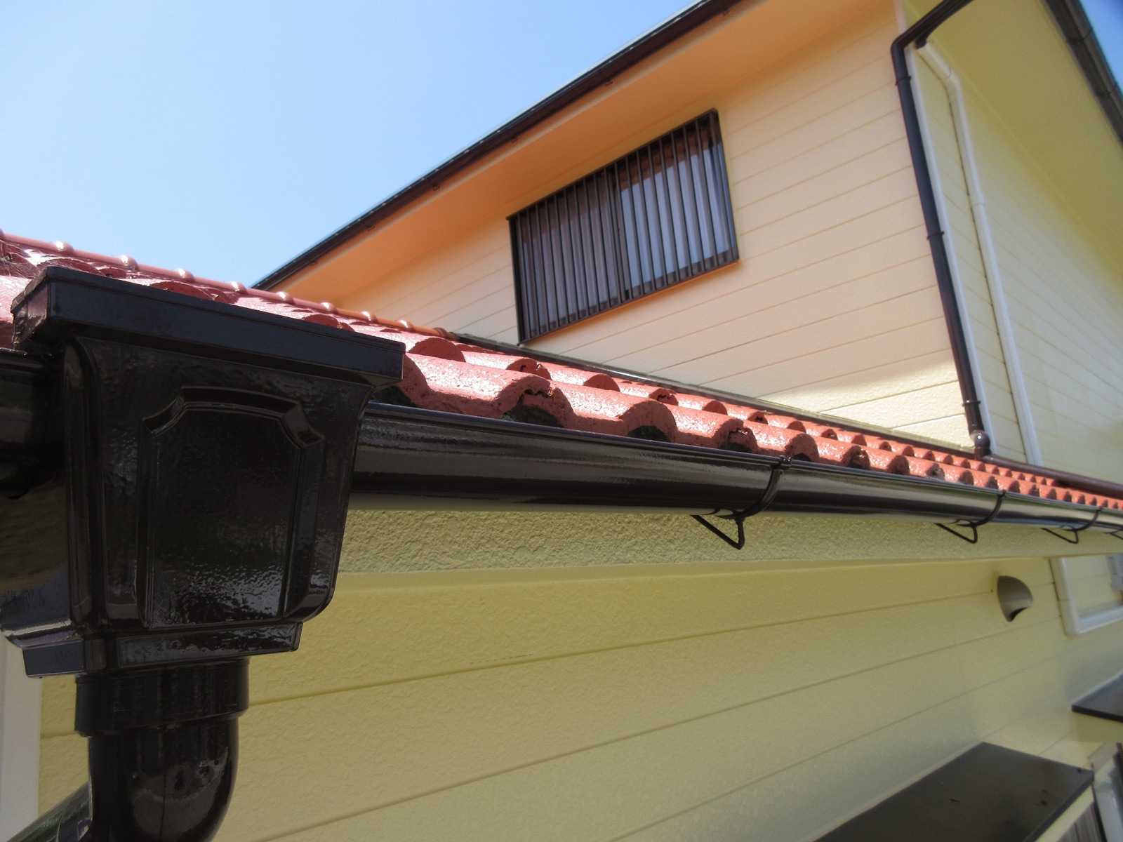 【有田市】M様邸『ストローイエローのワントーン仕上げの外壁と、オータムレッドの屋根で温かみのある都会的な仕上がりに…✧₊°』16
