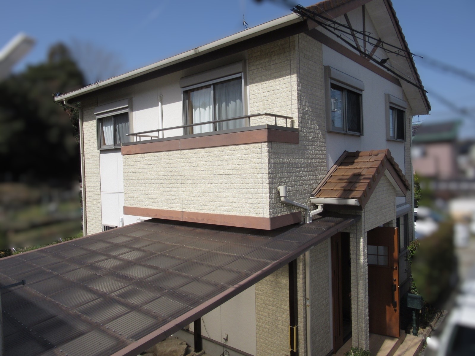 【和歌山市】K様邸<br>『外壁はディープグレージュとチョコレートブラウンのツートーン、上塗り保護のコーティング材を同時施工で光沢感溢れる新築のような仕上がりに…✧₊°』1
