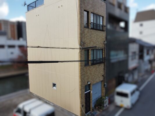 【和歌山市】S様邸<br>『明るいグレージュ系のワントーン仕上げ、タイル部には専用の撥水塗料で、温かみのある仕上がりに…✧₊°』