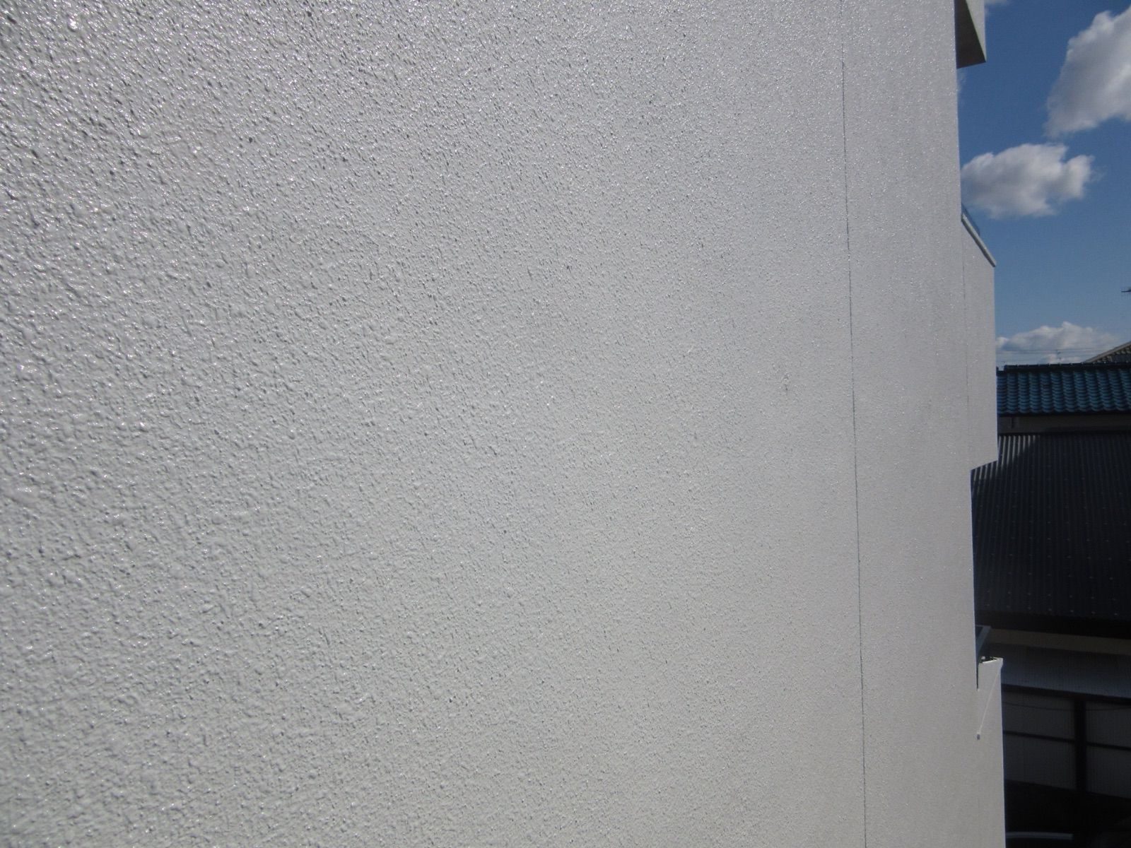 【和歌山市】I様所有マンション<br>『本宅と同じピュアホワイト系の塗料を使用することで、光り輝く素敵な仕上がりに…✧₊°』6